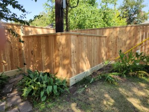 smith utility room fence w gate1
